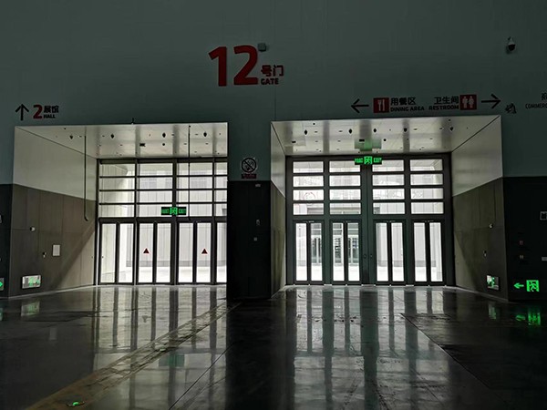 哪些建筑物必須安裝應(yīng)急照明疏散指示系統(tǒng)？